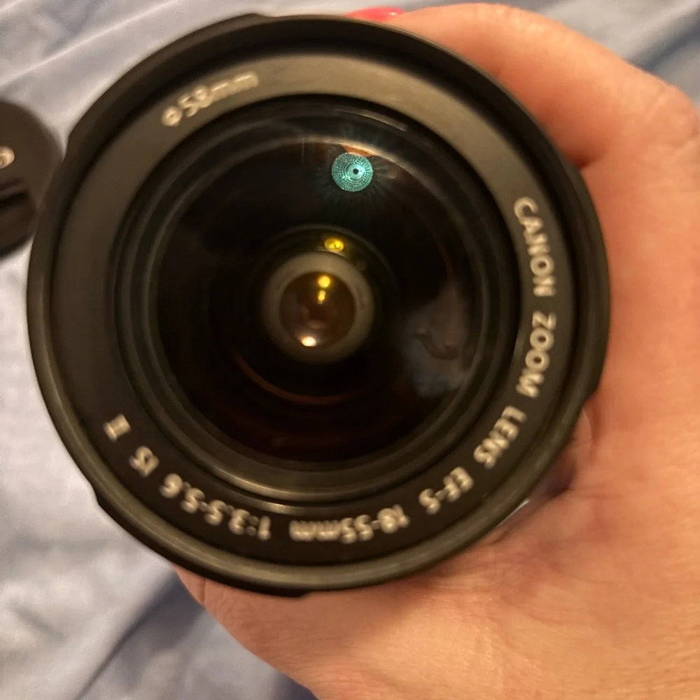 Canon EF-S 18-55mm f/3.5-5.6 IS II Zoom Lens - Image Stabilization